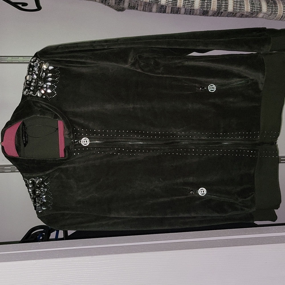 NEW BCBG VALOUR ZIP SWEATER